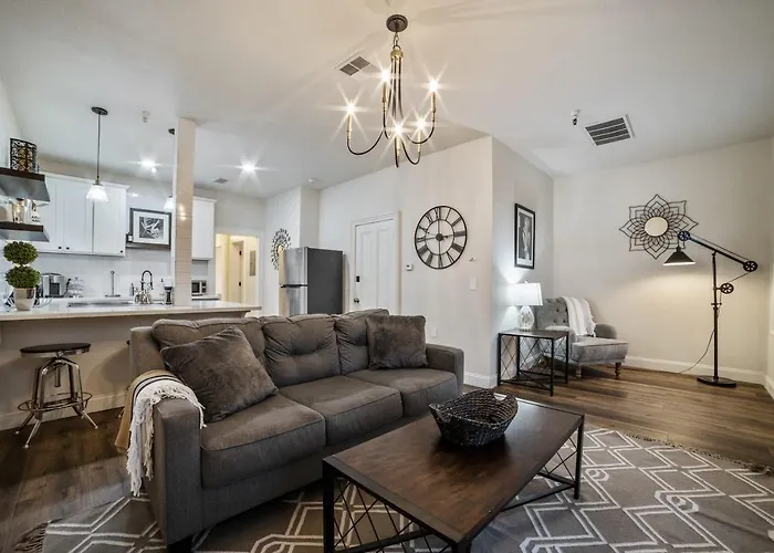 Newly Remodeled Luxurious 2 Bedroom 2Bt In Dt Sacramento